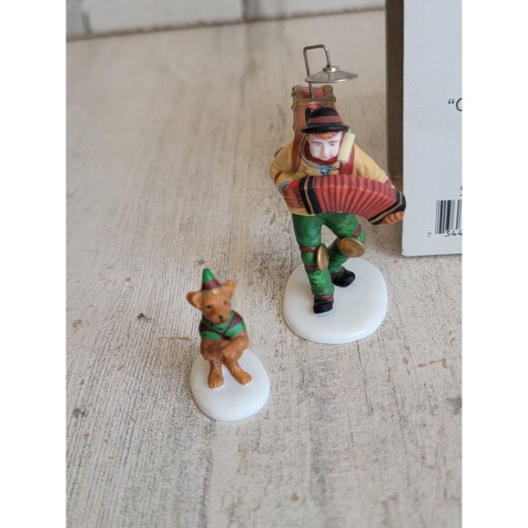 Dept 56 58891 One Man band and the dancing dog village accessory Xmas - Picture 4 of 7